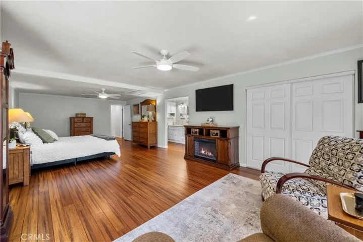 25074 Kerry Robin, Newhall, California 91321