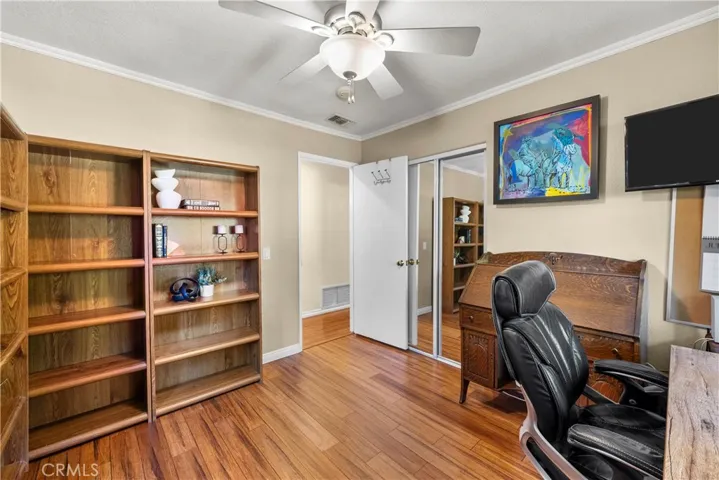 25074 Kerry Robin, Newhall, California 91321