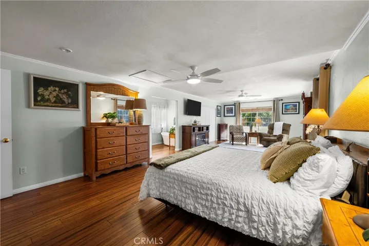 25074 Kerry Robin, Newhall, California 91321