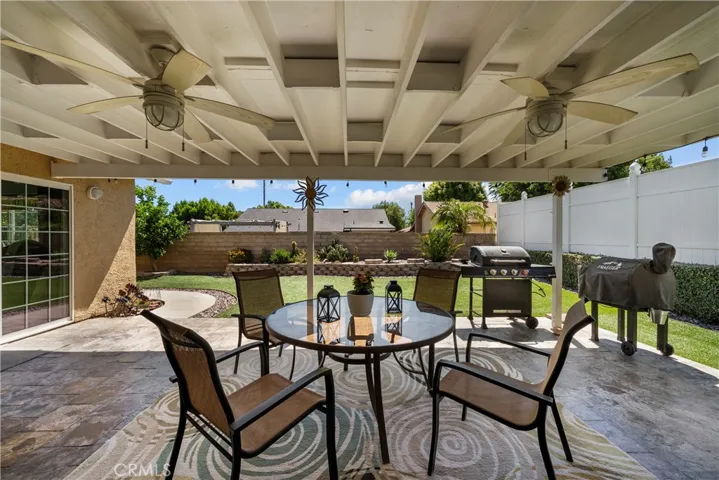 25074 Kerry Robin, Newhall, California 91321