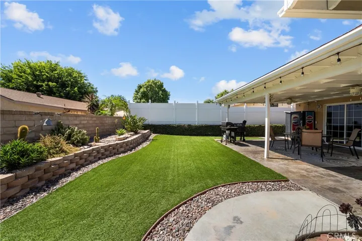 25074 Kerry Robin, Newhall, California 91321