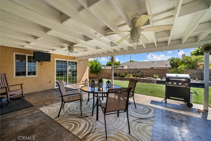 25074 Kerry Robin, Newhall, California 91321
