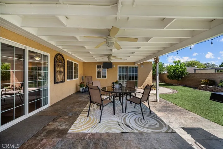 25074 Kerry Robin, Newhall, California 91321
