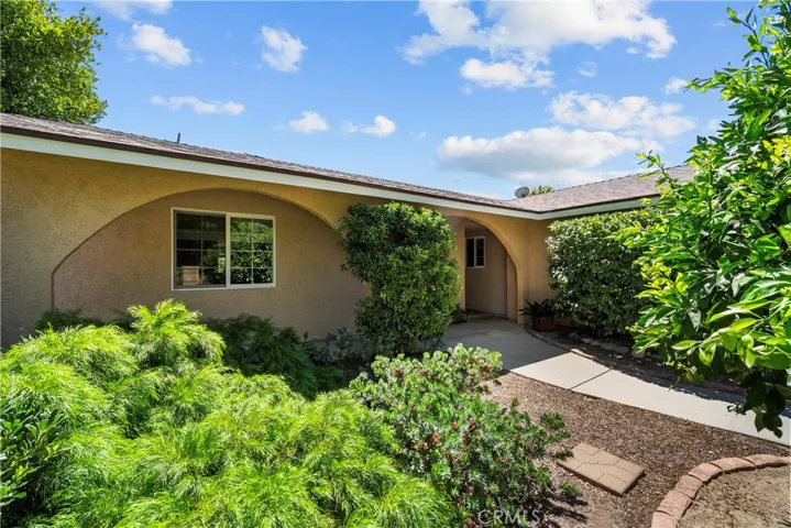 25074 Kerry Robin, Newhall, California 91321