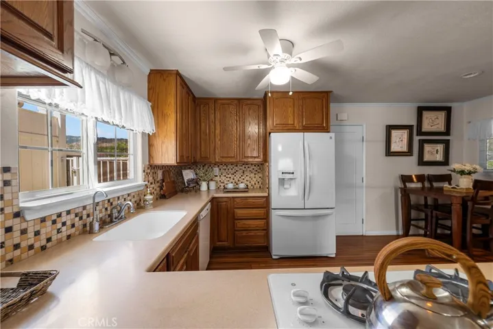 25074 Kerry Robin, Newhall, California 91321