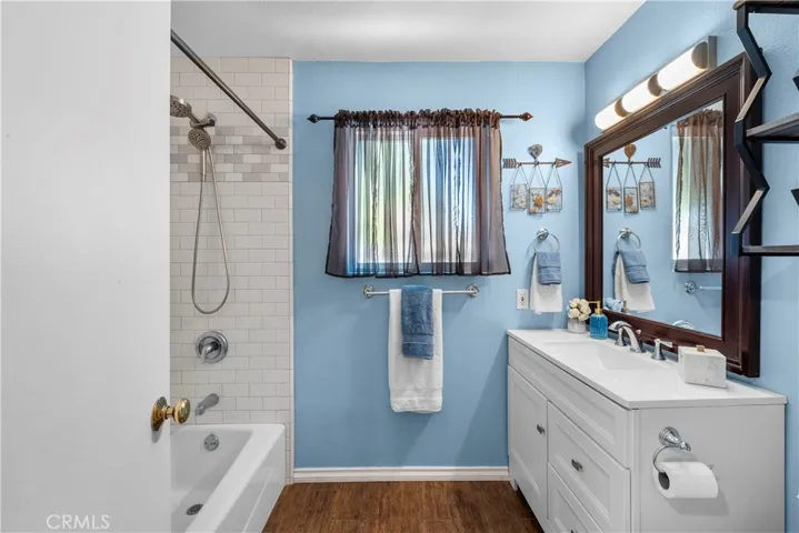 25074 Kerry Robin, Newhall, California 91321