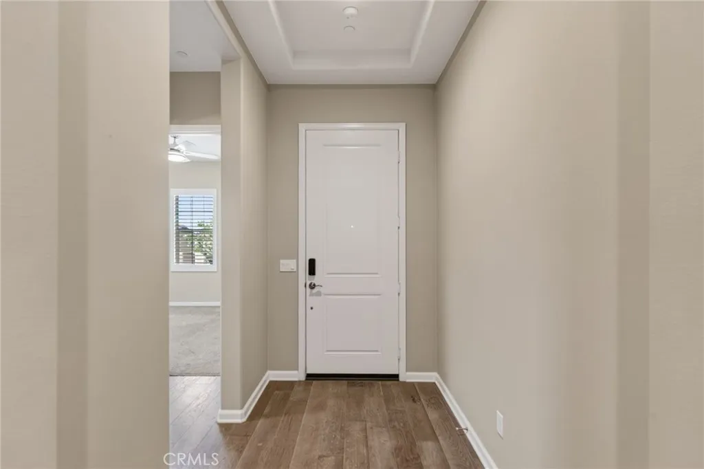 entry, notice the tray ceiling