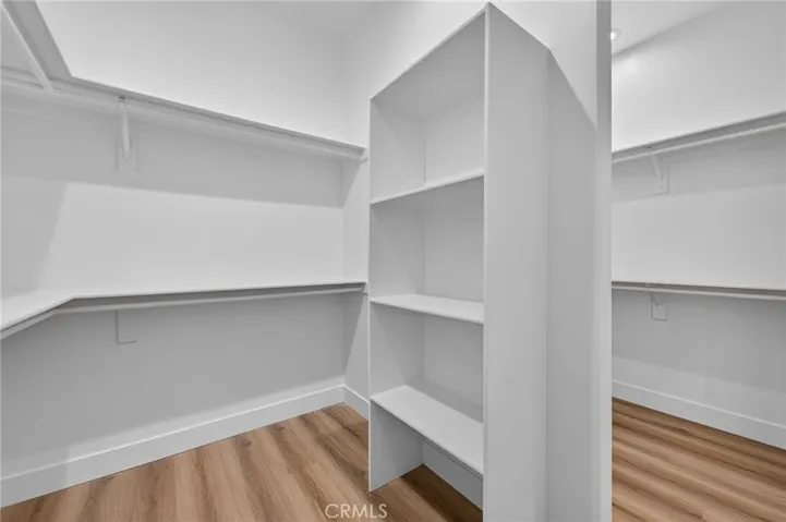 Master Double Walk In Closet
