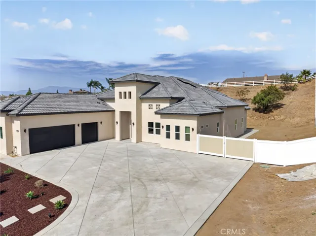 22258 Crown Princess Court, Nuevo, California 92567