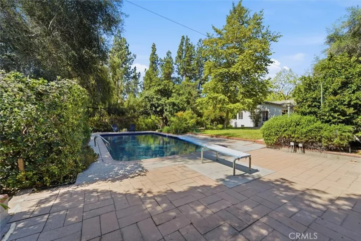 4630 Gould Avenue, La Canada Flintridge, California 91011