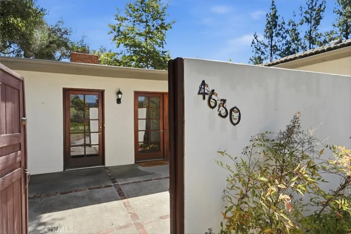 4630 Gould Avenue, La Canada Flintridge, California 91011