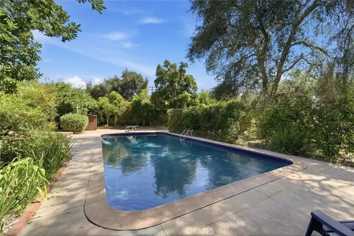 4630 Gould Avenue, La Canada Flintridge, California 91011
