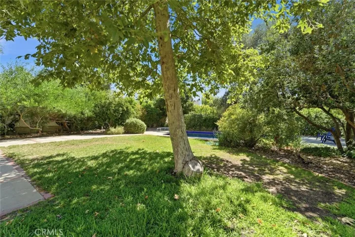 4630 Gould Avenue, La Canada Flintridge, California 91011