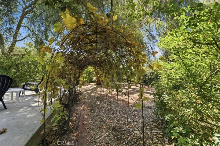 4630 Gould Avenue, La Canada Flintridge, California 91011