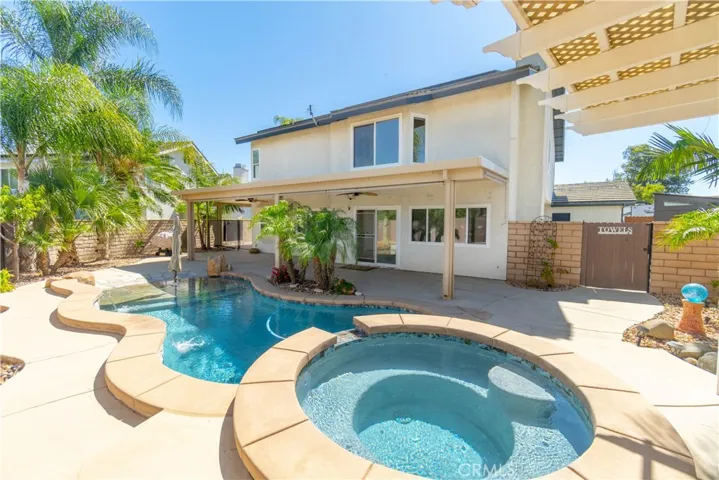 1750 Greenview, Corona, California 92878