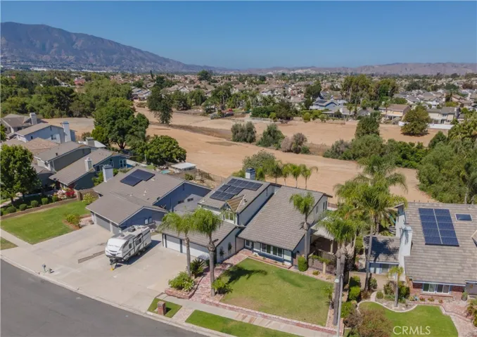 1750 Greenview, Corona, California 92878