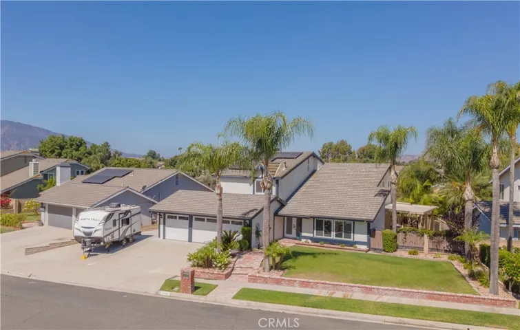 1750 Greenview, Corona, California 92878
