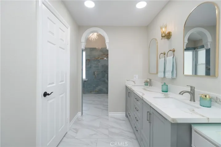 1750 Greenview, Corona, California 92878