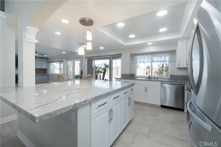 1750 Greenview, Corona, California 92878