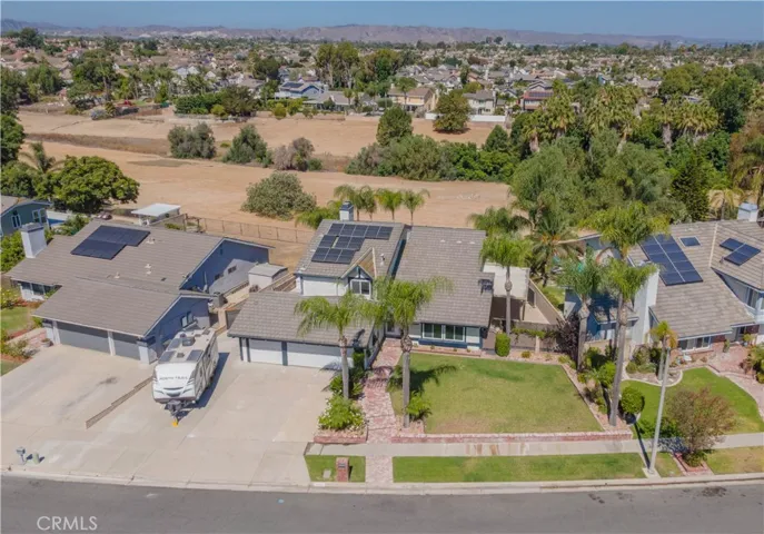 1750 Greenview, Corona, California 92878