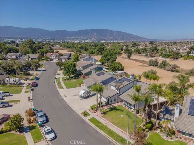 1750 Greenview, Corona, California 92878