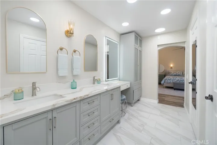 1750 Greenview, Corona, California 92878