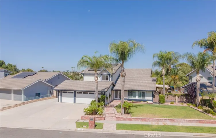 1750 Greenview, Corona, California 92878