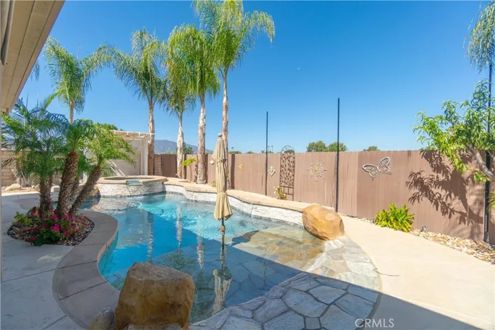1750 Greenview, Corona, California 92878