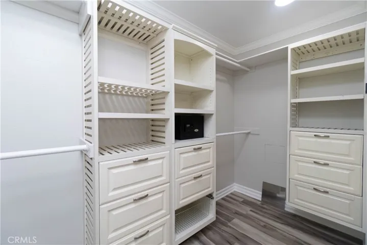 1750 Greenview, Corona, California 92878