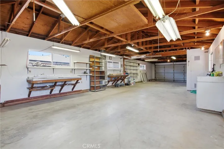 This garage could be a great ADU/living space (recommend checking with the city for permitting).