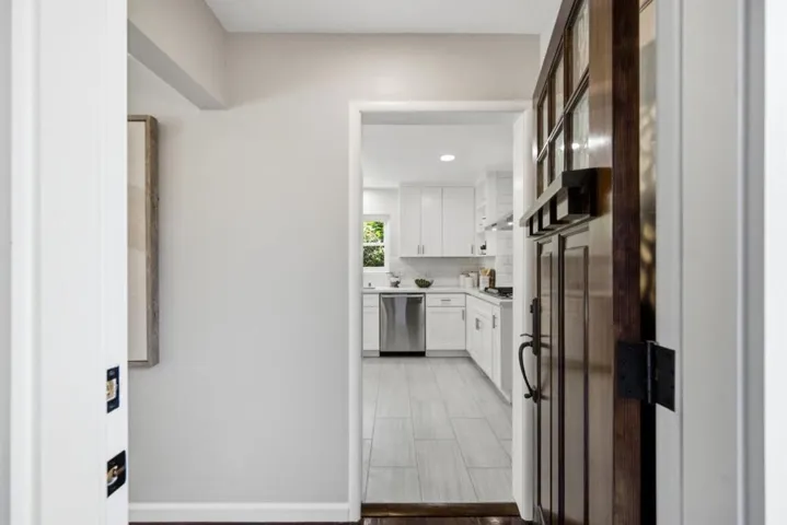 448 Emerald Avenue, San Carlos, California 94070