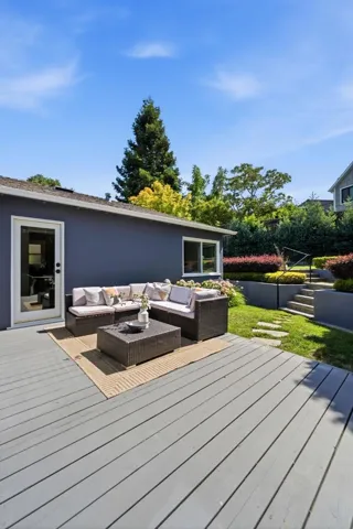 448 Emerald Avenue, San Carlos, California 94070