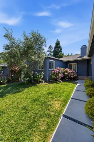448 Emerald Avenue, San Carlos, California 94070