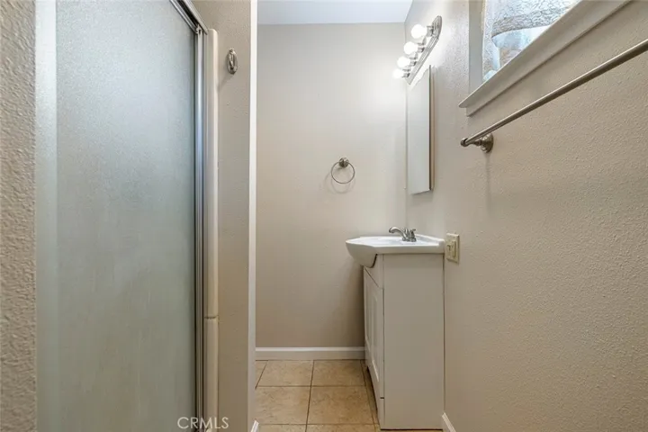 1122 Kensington Drive, Merced, California 95340