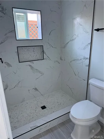 22124 Covello, Canoga Park, California 91303