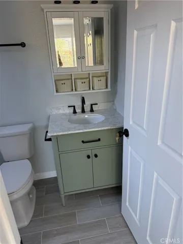 22124 Covello, Canoga Park, California 91303