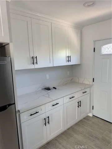 22124 Covello, Canoga Park, California 91303