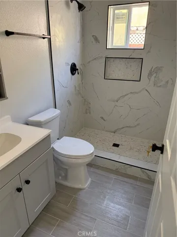22124 Covello, Canoga Park, California 91303