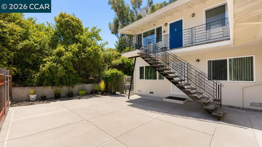 1594 Morgan Ln., Walnut Creek, California 94597