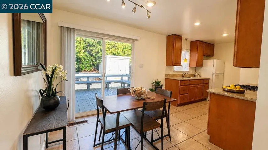 1594 Morgan Ln., Walnut Creek, California 94597