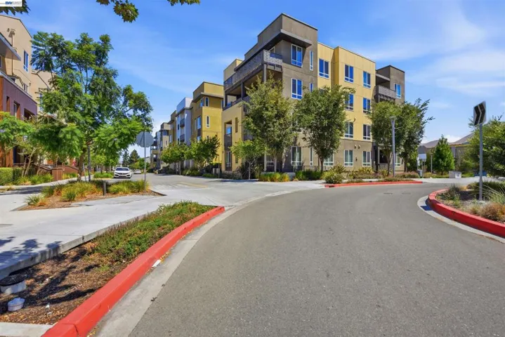 2339 Kinetic Cmn 312, Fremont, California 94539