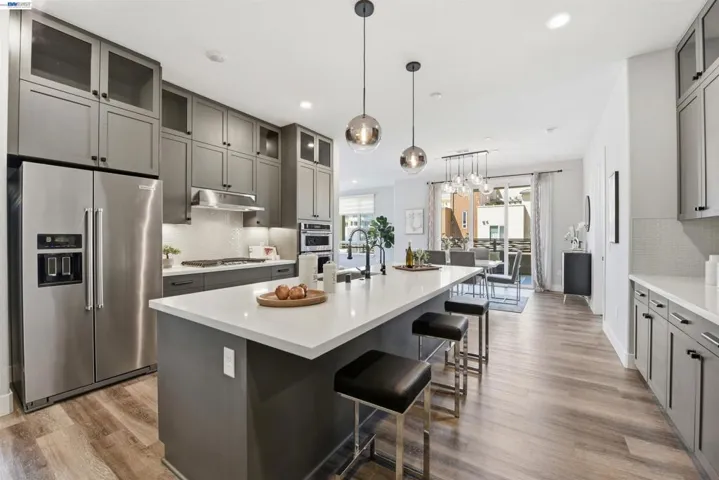 2339 Kinetic Cmn 312, Fremont, California 94539