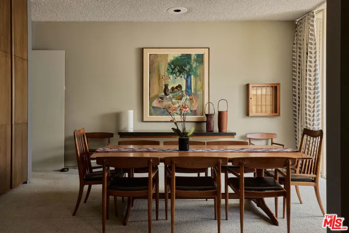 344 S Cliffwood Avenue, Los Angeles, California 90049