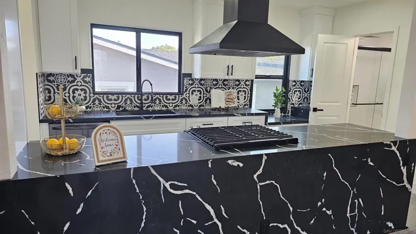 244 26th St, San Diego, California 92102