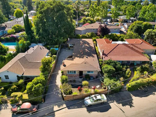 124 Oakwood Drive, Redwood City, California 94061