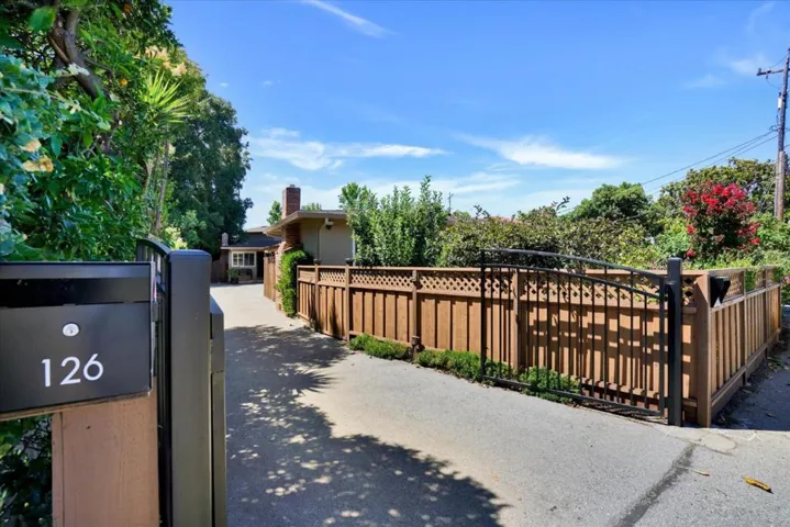 124 Oakwood Drive, Redwood City, California 94061