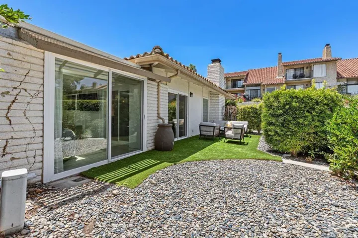7057 Estrella De Mar Road, Carlsbad, California 92009