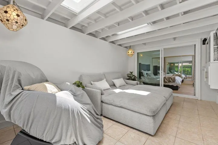7057 Estrella De Mar Road, Carlsbad, California 92009