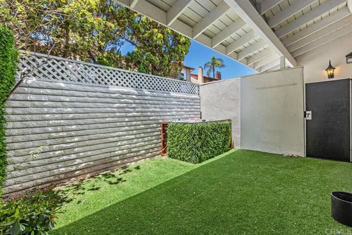 7057 Estrella De Mar Road, Carlsbad, California 92009