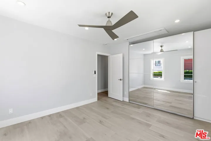 224 1/2 N New Hampshire Avenue, Los Angeles, California 90004